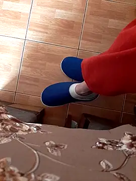 feet toes online show from 11-04-25, 07:34