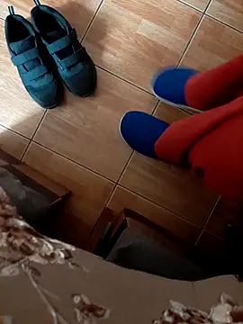 feet toes online show from 12-02-25, 06:59