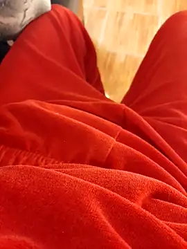 feet toes online show from 04-06-26, 05:30