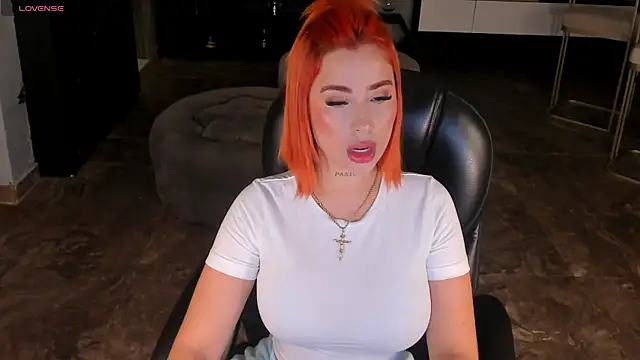 MadelineFox online show from 09-28-25, 12:45