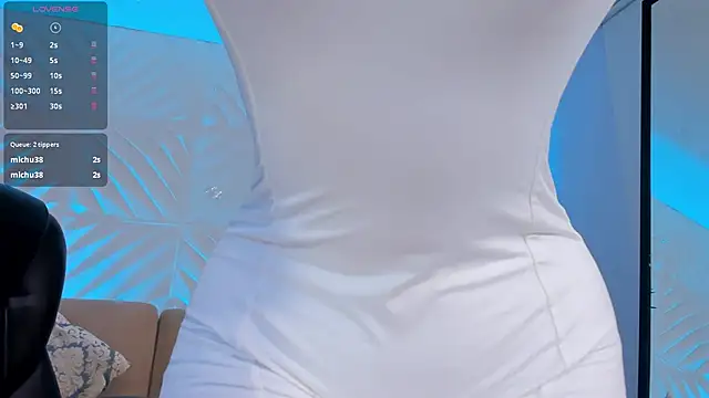 MadelineFox online show from 03-22-25, 08:40