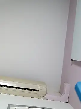 Molly newman6 online show from 11-15-25, 05:17