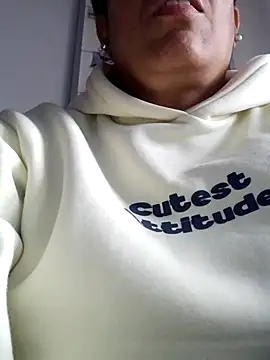 Molly newman6 online show from 03-21-26, 11:47