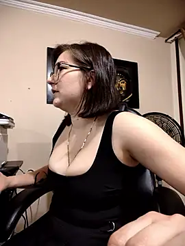 Snapshot of HunnyyLove chatting on 03-14-25, 09:54 HunnyyLove online show from 03-14-25, 09:54
