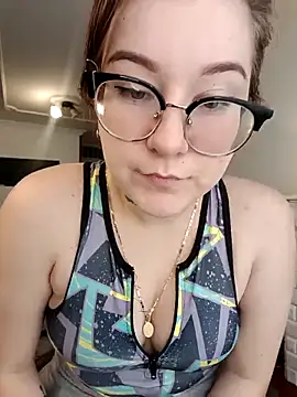 Snapshot of HunnyyLove chatting on 02-24-25, 05:53 HunnyyLove online show from 02-24-25, 05:53