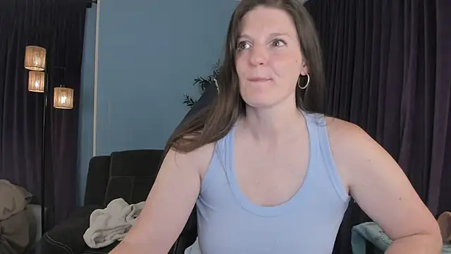 Kelly Carolina online show from 05-23-26, 01:21