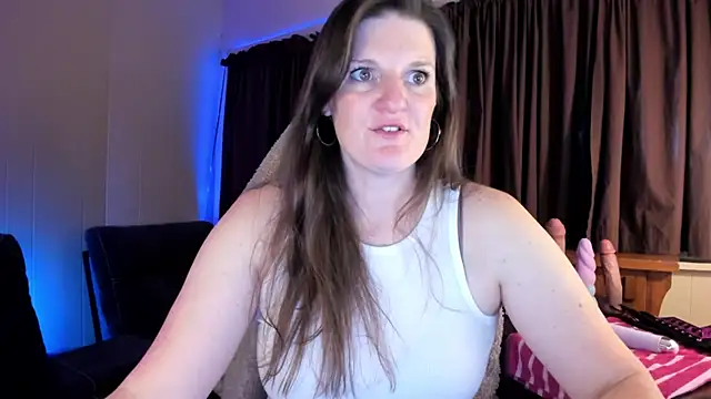 Kelly Carolina online show from 10-11-25, 12:06