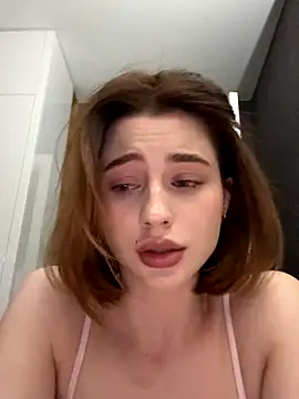 Snapshot of Camilla_Railian chatting on 09-27-25, 11:11 Camilla Railian online show from 09-27-25, 11:11