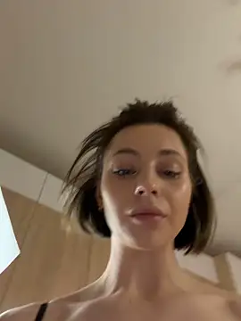 Camilla Railian online show from 05-02-26, 07:41