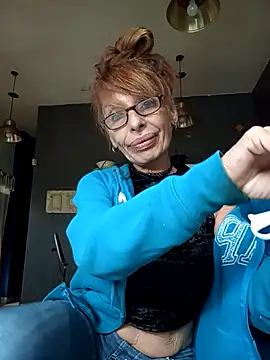 FrozenWaffle online show from 11-07-25, 06:56