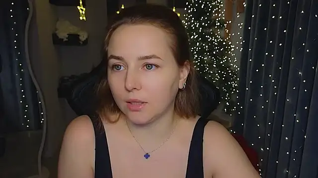 Mira Mermayd online show from 12-15-25, 08:09