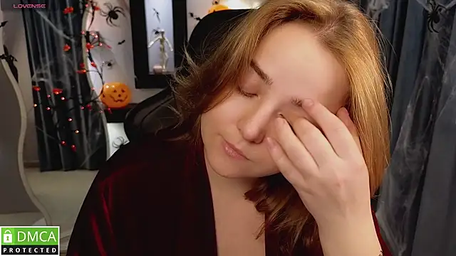 Mira Mermayd online show from 10-30-25, 08:23