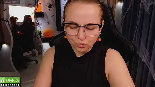 Mira Mermayd online show from 10-27-25, 08:15