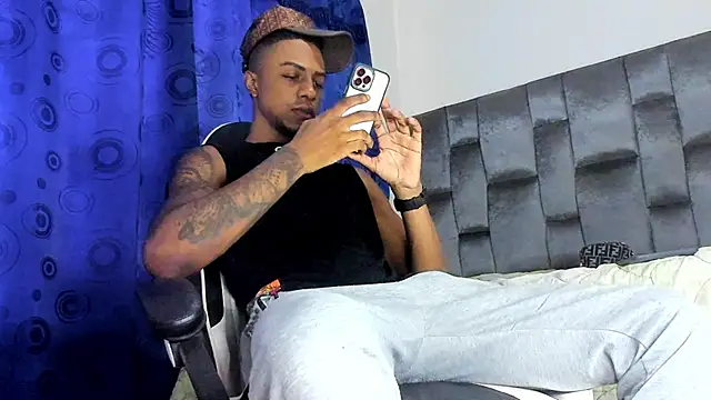 YeremiBrowm online show from 02-06-25, 08:13