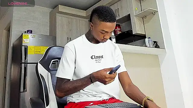 YeremiBrowm online show from 02-05-26, 04:14