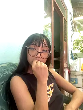 Karmakuro online show from 09-10-25, 07:46