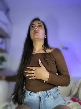 amycute  online show from 05-08-26, 10:46