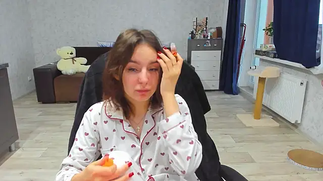 Snapshot of c_arina_x chatting on 12-02-24, 05:21 c arina x online show from 12-02-24, 05:21