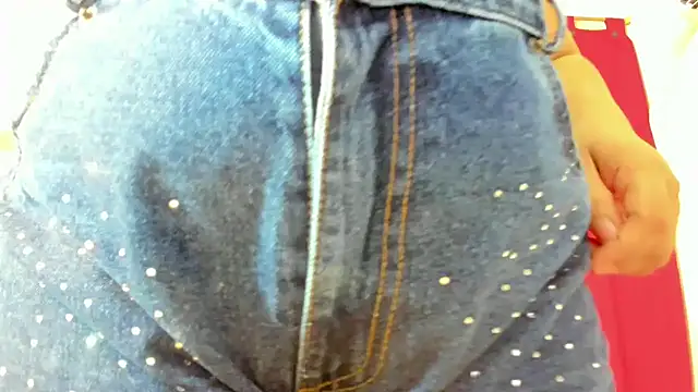 Lunastar02 online show from 01-12-26, 03:41