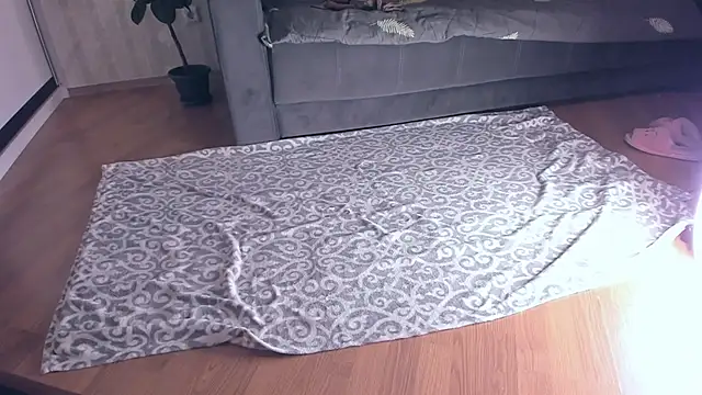 Jessica Rubatte online show from 12-05-25, 01:10