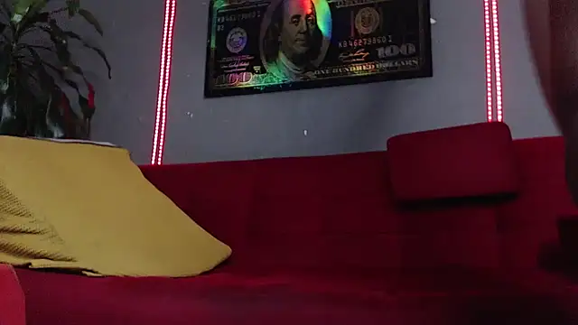 George Xmith online show from 11-30-25, 07:31