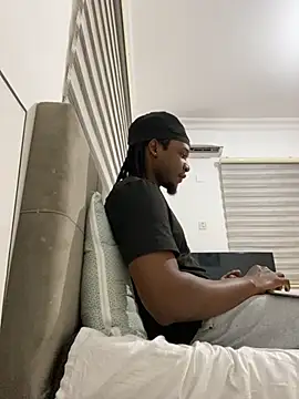 Snapshot of finefinance chatting on 11-06-25, 06:56 finefinance online show from 11-06-25, 06:56