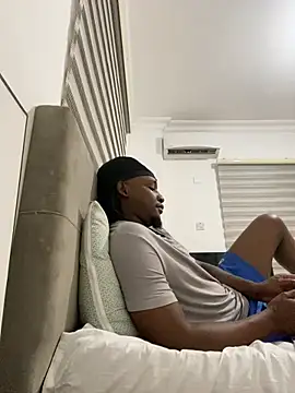 Snapshot of finefinance chatting on 11-09-25, 06:23 finefinance online show from 11-09-25, 06:23