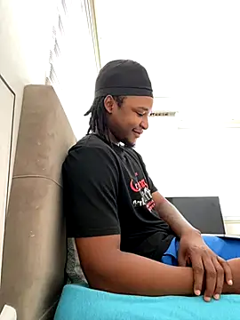 Snapshot of finefinance chatting on 09-29-25, 05:36 finefinance online show from 09-29-25, 05:36