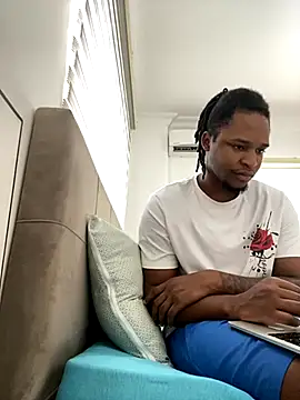 Snapshot of finefinance chatting on 09-17-25, 05:20 finefinance online show from 09-17-25, 05:20