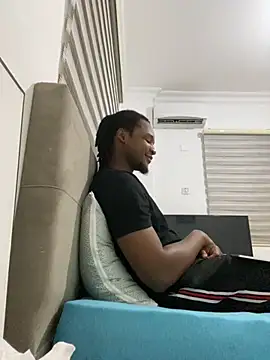 Snapshot of finefinance chatting on 09-29-25, 07:19 finefinance online show from 09-29-25, 07:19