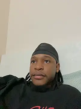 Snapshot of finefinance chatting on 11-15-25, 05:33 finefinance online show from 11-15-25, 05:33