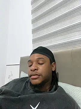 Snapshot of finefinance chatting on 09-16-25, 05:14 finefinance online show from 09-16-25, 05:14