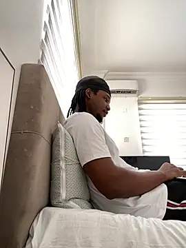 Snapshot of finefinance chatting on 11-01-25, 06:51 finefinance online show from 11-01-25, 06:51