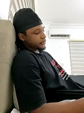 Snapshot of finefinance chatting on 10-04-25, 05:25 finefinance online show from 10-04-25, 05:25