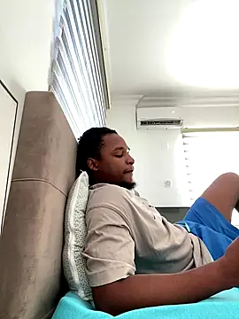 Snapshot of finefinance chatting on 09-12-25, 03:12 finefinance online show from 09-12-25, 03:12