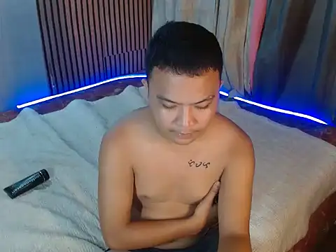 Snapshot of xsweetasian69x chatting on 12-10-24, 05:11 xsweetasian69x online show from 12-10-24, 05:11