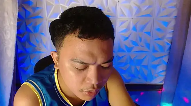 Snapshot of xsweetasian69x chatting on 03-21-25, 02:40 xsweetasian69x online show from 03-21-25, 02:40