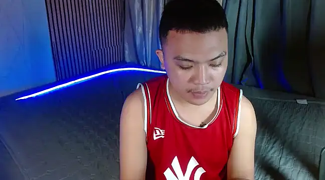 Snapshot of xsweetasian69x chatting on 01-27-25, 05:37 xsweetasian69x online show from 01-27-25, 05:37