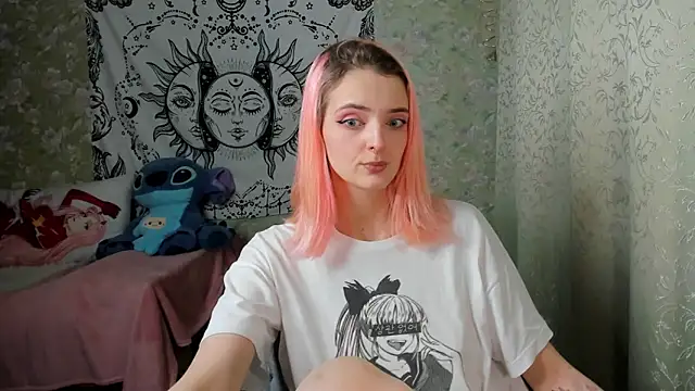 Snapshot of Cutie_Adelia chatting on 02-06-25, 11:20 Cutie Adelia online show from 02-06-25, 11:20
