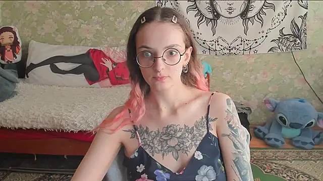 Cutie Adelia online show from 04-19-26, 10:49