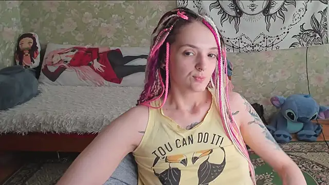 Snapshot of Cutie_Adelia chatting on 06-24-26, 10:25 Cutie Adelia online show from 06-24-26, 10:25
