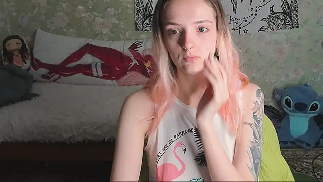 Snapshot of Cutie_Adelia chatting on 10-11-25, 11:11 Cutie Adelia online show from 10-11-25, 11:11