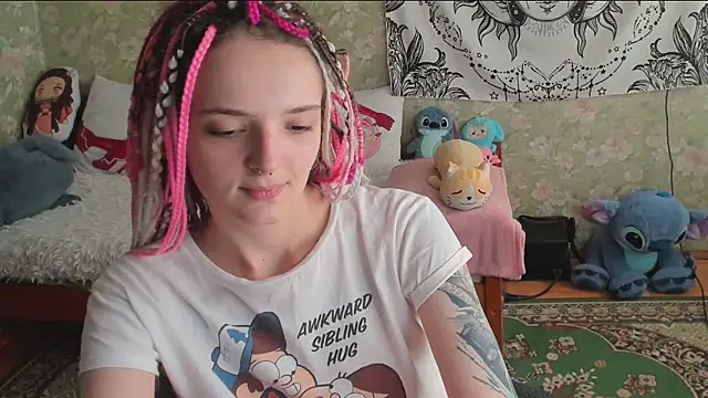 Snapshot of Cutie_Adelia chatting on 07-10-26, 11:10 Cutie Adelia online show from 07-10-26, 11:10