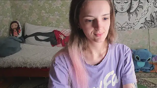 Snapshot of Cutie_Adelia chatting on 07-20-26, 09:16 Cutie Adelia online show from 07-20-26, 09:16