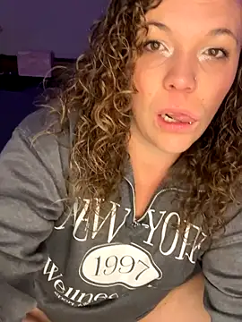 AuroraSummers online show from 11-02-25, 11:54