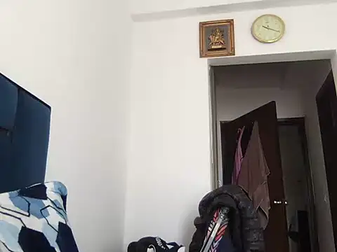 Snapshot of alex78265 chatting on 01-18-26, 04:49 alex78265 online show from 01-18-26, 04:49