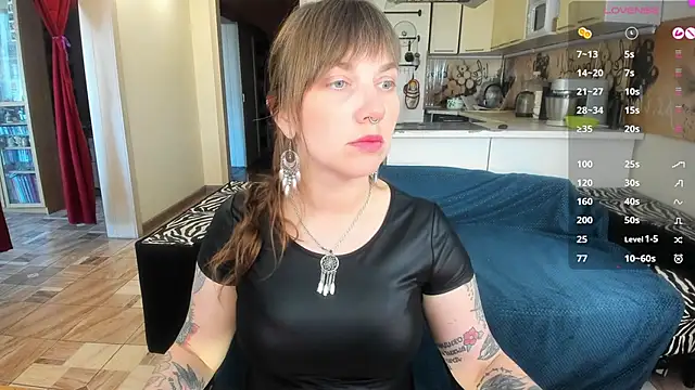 StacyTigerr online show from 05-06-26, 12:20