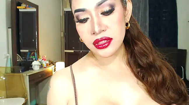 HugeKatarinaTS online show from 03-20-25, 03:13