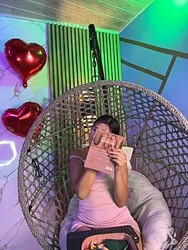 brenda moris01 online show from 02-19-26, 10:18