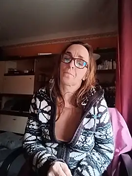 Dettybitch40 online show from 12-14-25, 11:49